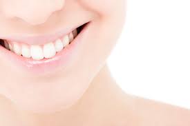 綺麗な前歯の差し歯を作る時は黄金比を参考にする？